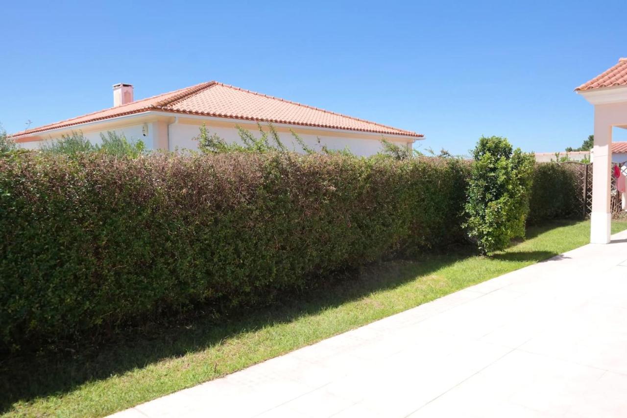 Spacious House In Aldeia Dos Pinheiros With Pool Azeitão Extérieur photo